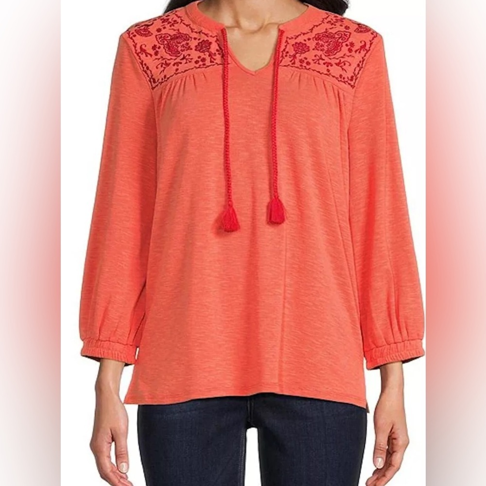 NEW Womens Westbound Knit V-Neck Long Sleeve Embroidered Top Coral $59
